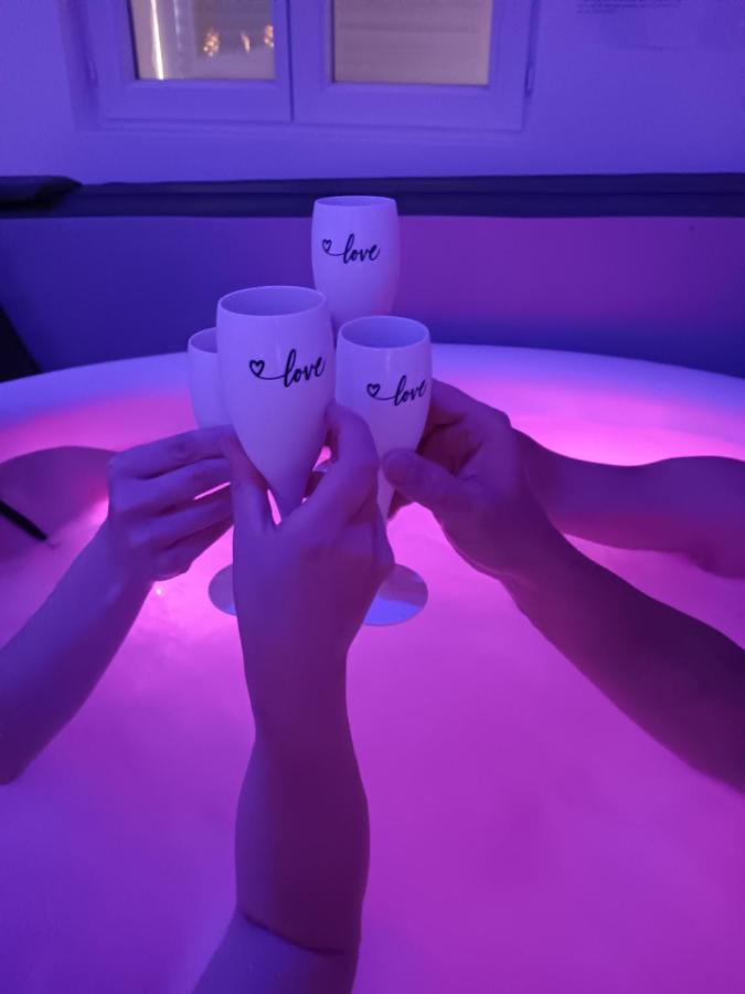 Hotel Gite Et Spa Au Secret Du Bonheur à Pouilly-sur-Serre Extérieur photo