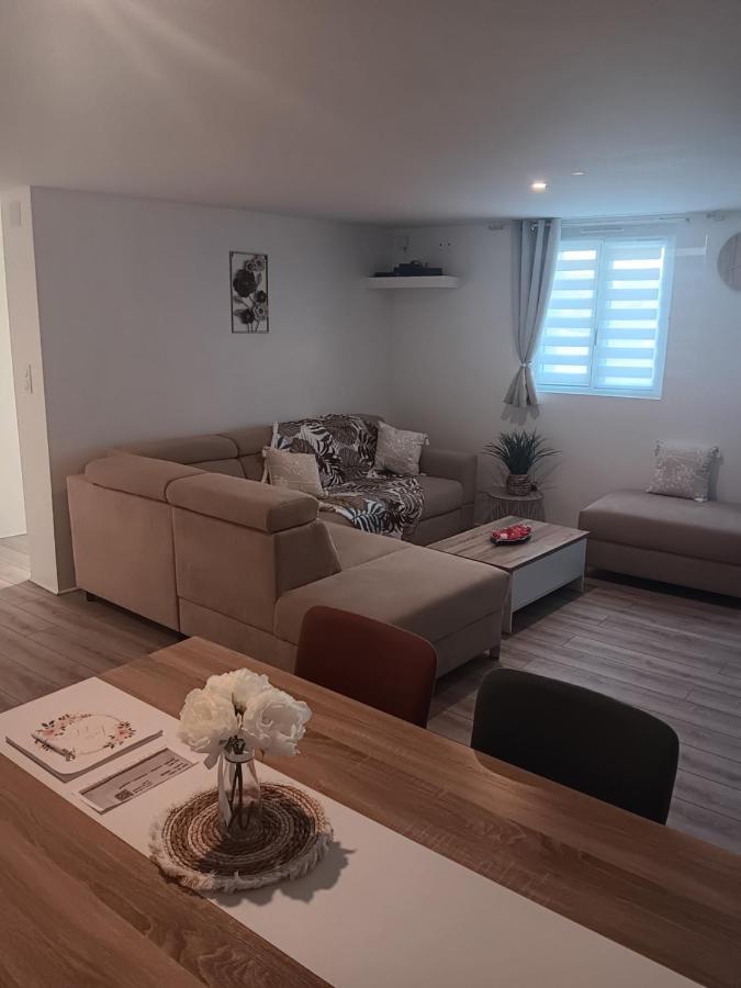 Hotel Gite Et Spa Au Secret Du Bonheur à Pouilly-sur-Serre Extérieur photo