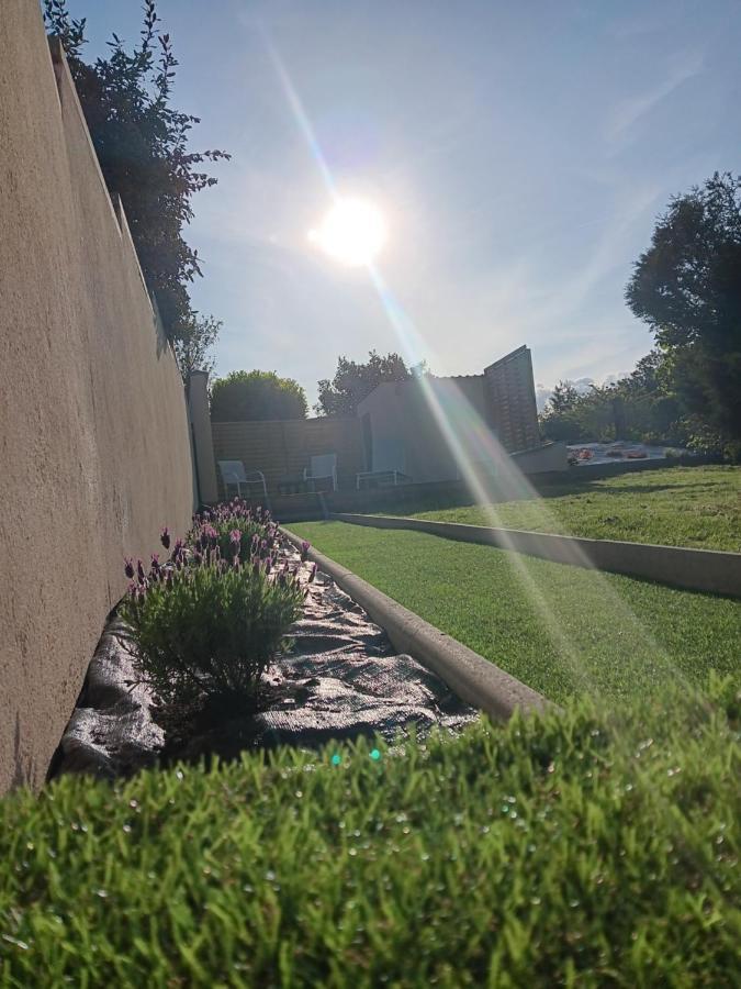 Hotel Gite Et Spa Au Secret Du Bonheur à Pouilly-sur-Serre Extérieur photo
