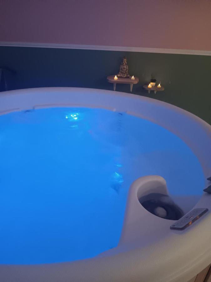 Hotel Gite Et Spa Au Secret Du Bonheur à Pouilly-sur-Serre Extérieur photo